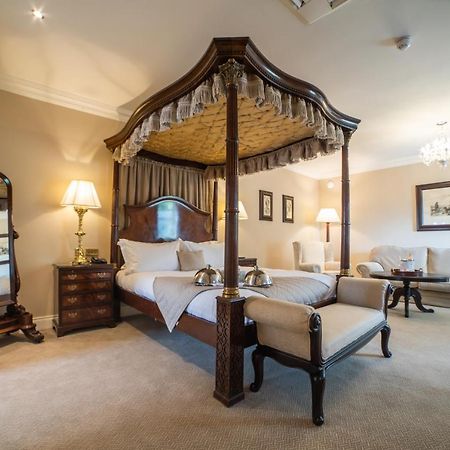 Finnstown Castle Hotel Lucan Exteriér fotografie
