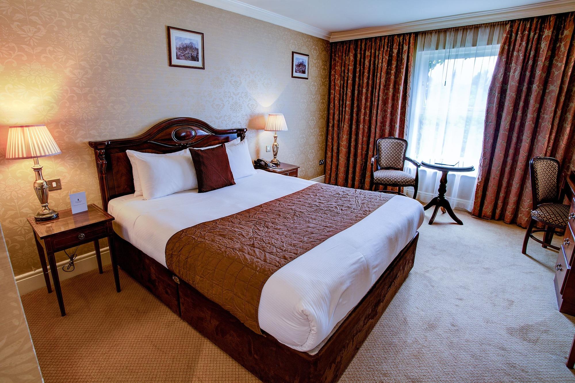 Finnstown Castle Hotel Lucan Exteriér fotografie