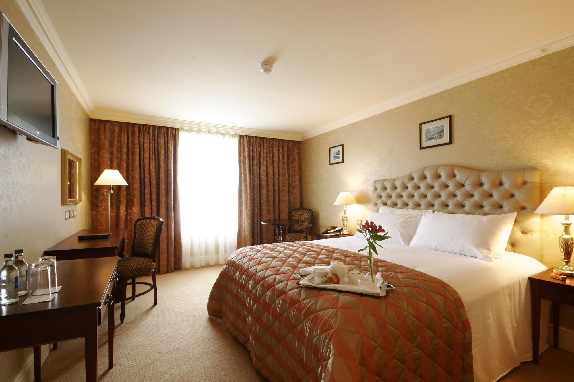 Finnstown Castle Hotel Lucan Exteriér fotografie